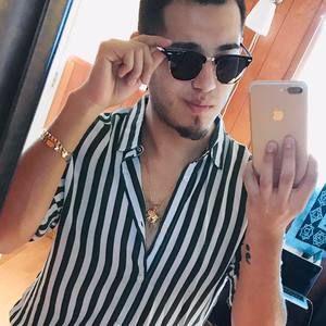 Meet your Posher, Rodney